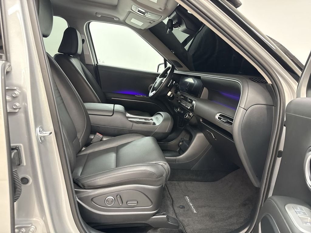 2026 Hyundai Palisade Limited - Photo 18