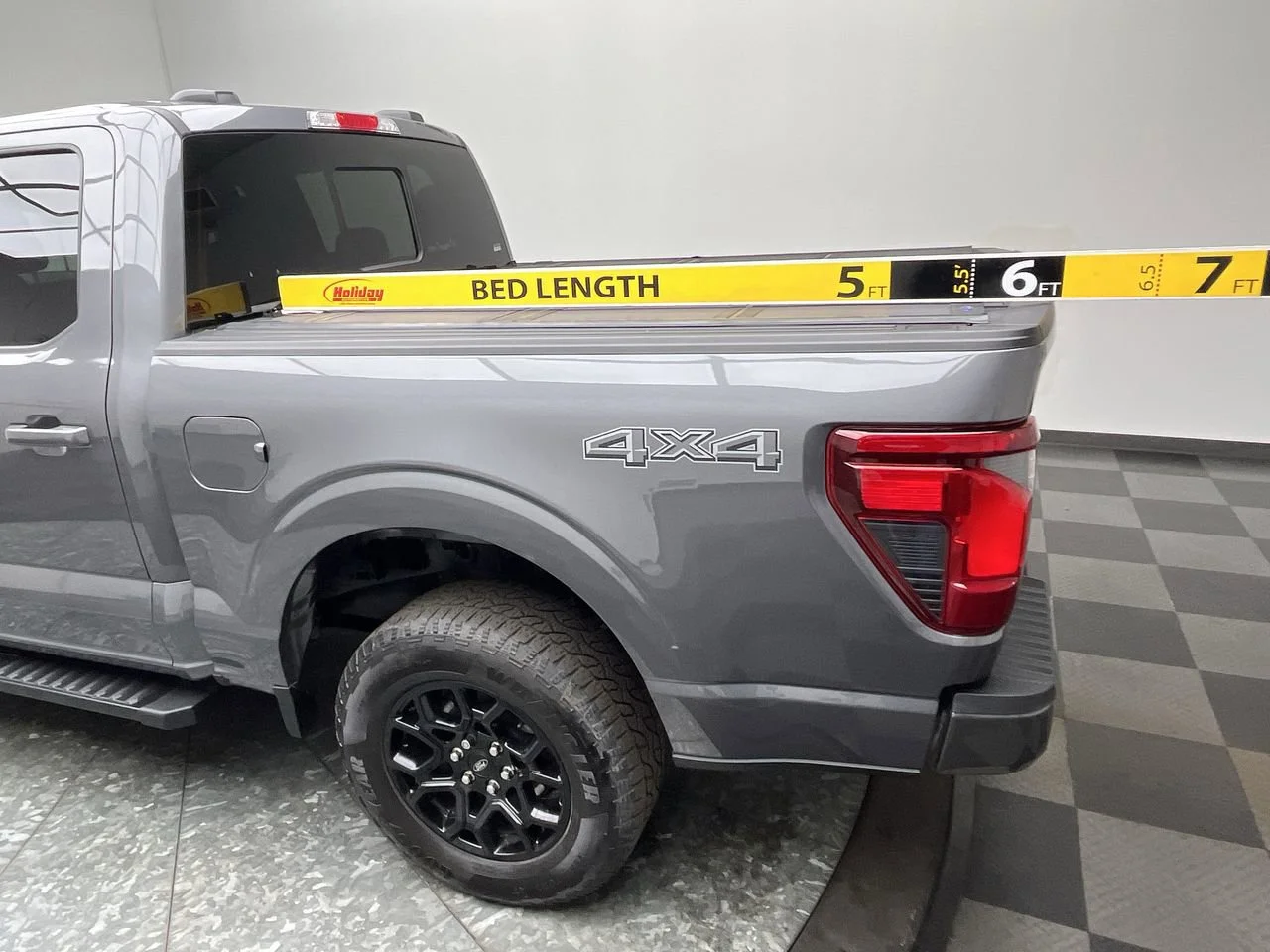 Used 2024 Gray Ford XLT image 31