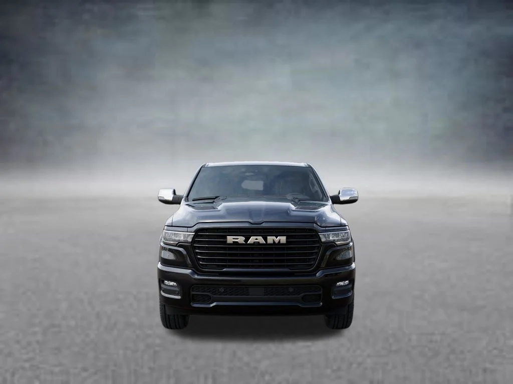 New 2026 Diamond Black Crystal Pearl-Coat Exterior Paint RAM Laramie image 6