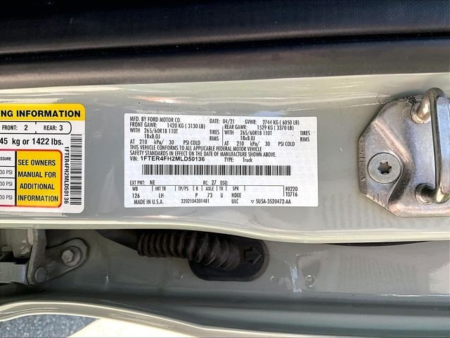 Used 2021 Green Ford XLT image 33
