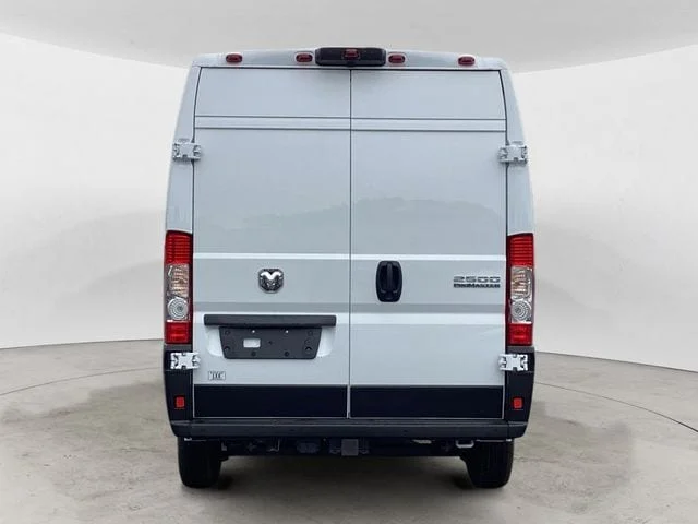 New 2026 Bright White Clearcoat Ram PROMASTER 2500 TRADESMAN CARGO VAN HIGH ROOF 136