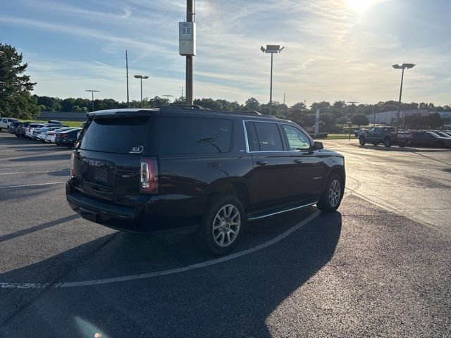Used 2017 Black Cherry Metallic GMC SLT image 3