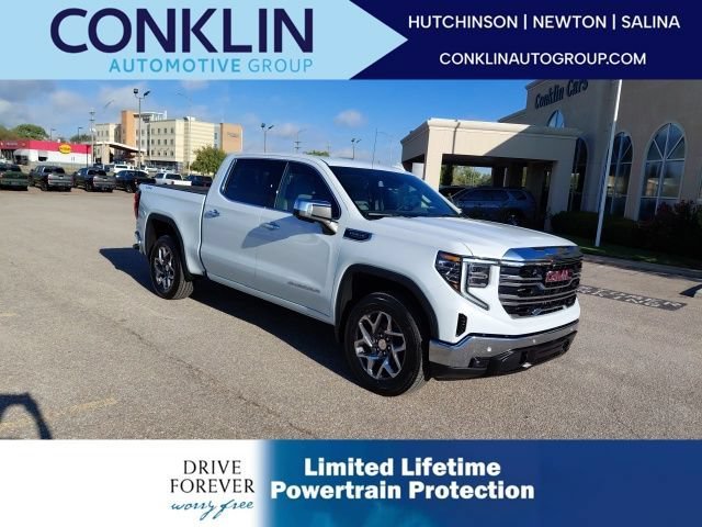 New 2026 Glacier White Tricoat GMC SLT image 1