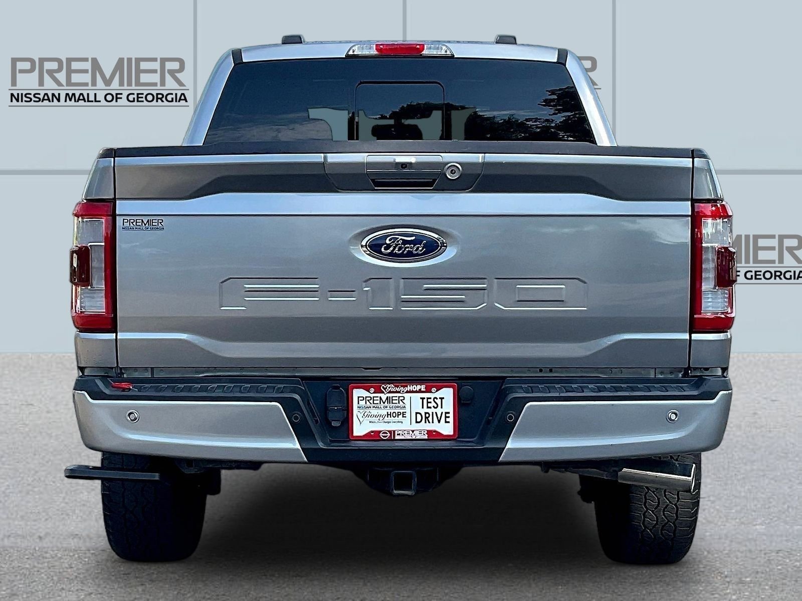 Used 2022 Silver Ford Lariat image 6