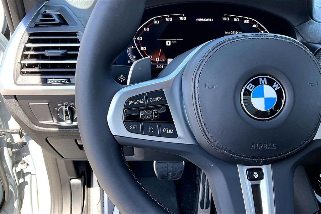 Used 2024 Gray BMW M40i image 10
