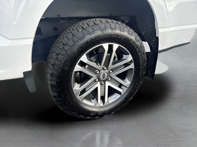 Used 2021 White Ford XL image 20