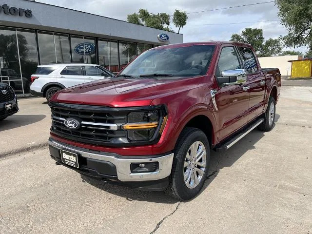 New 2026 Ruby Red Metallic Tinted Clearcoat Ford XLT image 3