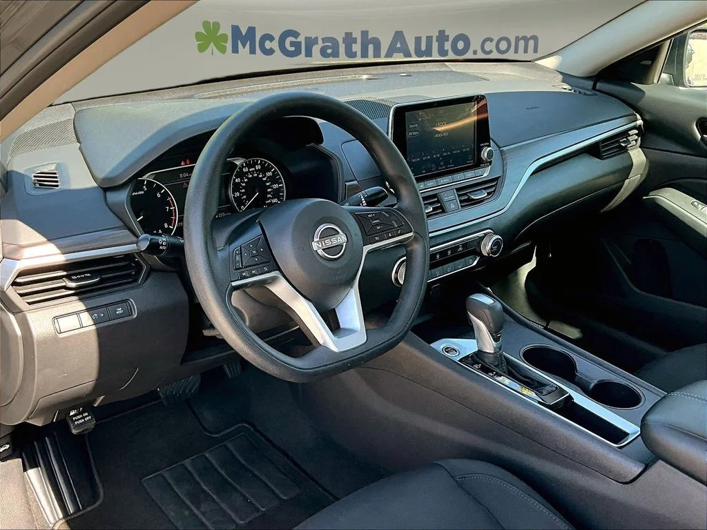 Certified Used 2025 Gray Nissan 2.5 SV image 18