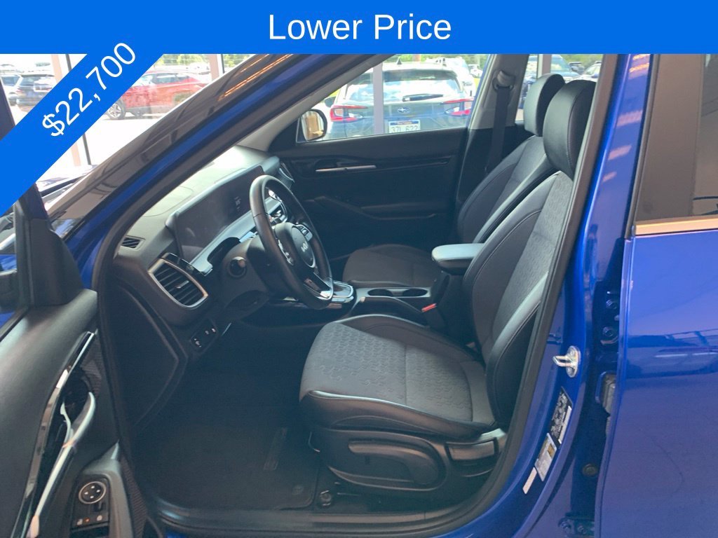 Used 2024 Blue Kia S image 3