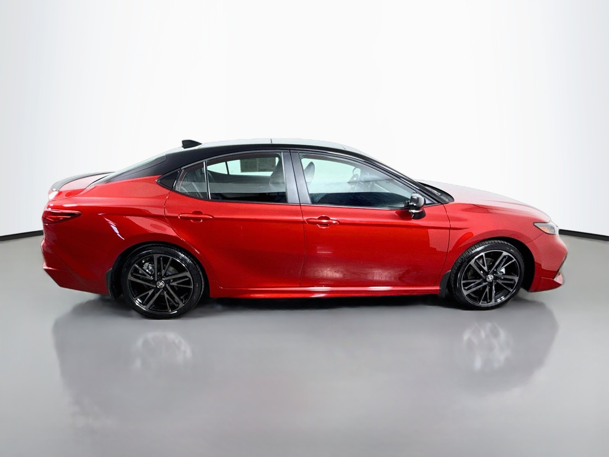 Used 2026 Supersonic Red w/Midnight Black Metallic Roof Toyota XSE image 8