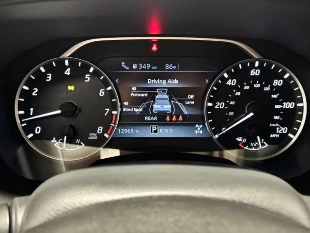 Used 2025 Gray Nissan SV image 14