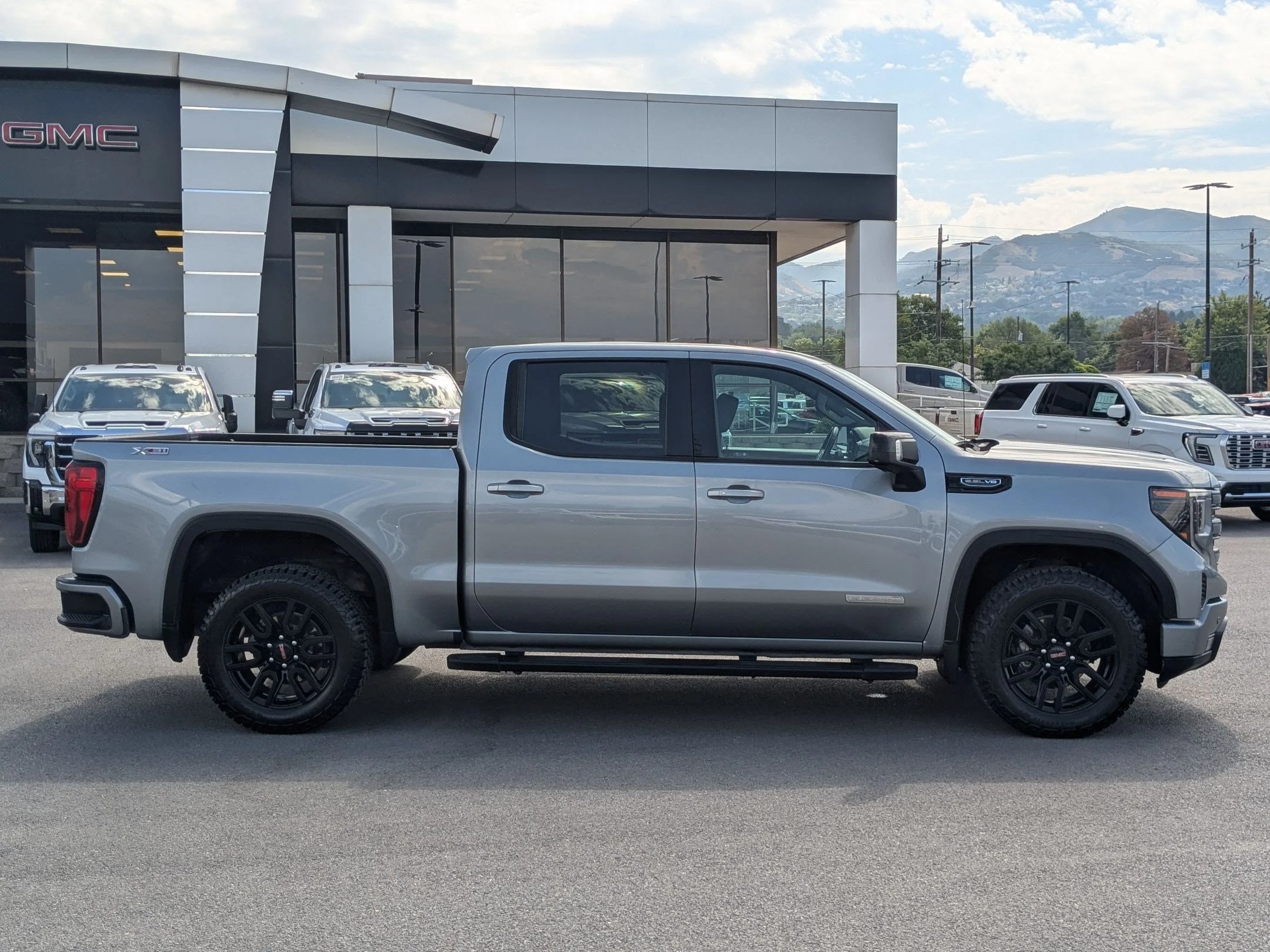 Used 2024 Sterling Metallic GMC Elevation image 7