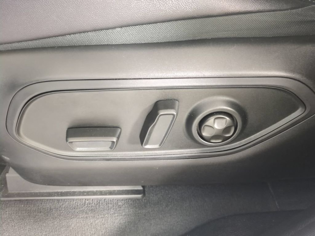 2025 Jeep Grand Cherokee Limited - Photo 23