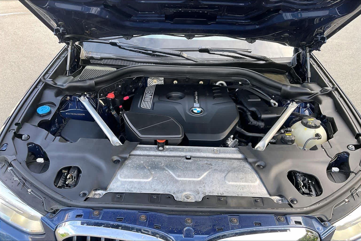 Used 2019 Phytonic Blue Metallic BMW xDrive30i image 29