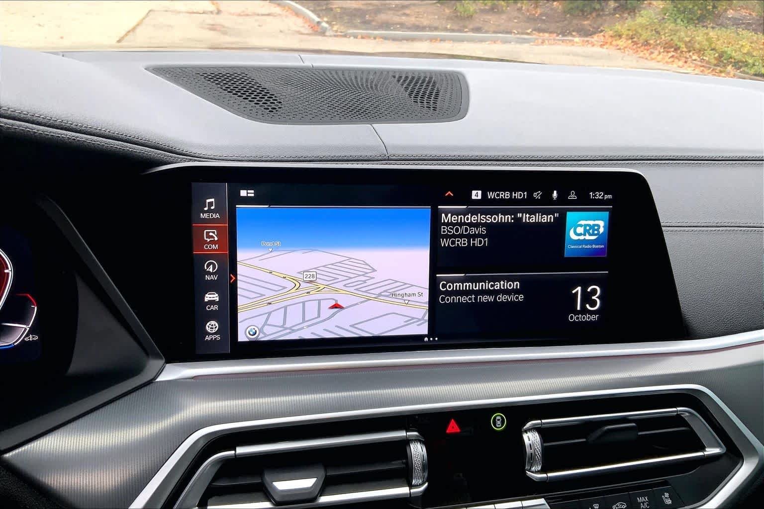 Used 2023 Black Sapphire Metallic BMW xDrive40i image 28