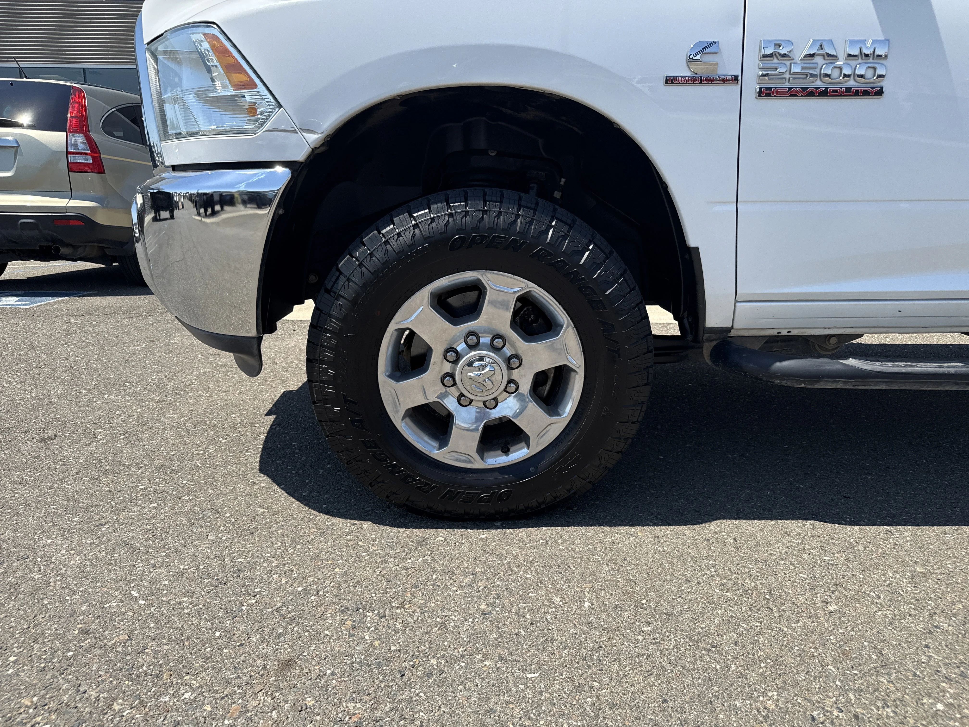 Used 2016 Bright White Clearcoat Ram Tradesman image 9