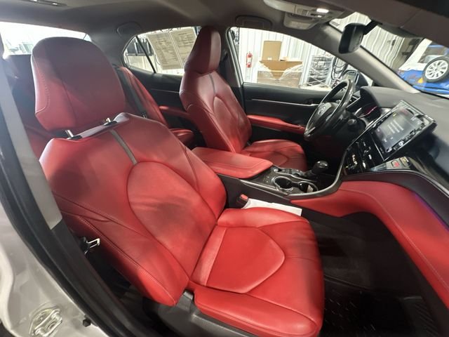 Used 2022 White Toyota XSE image 32