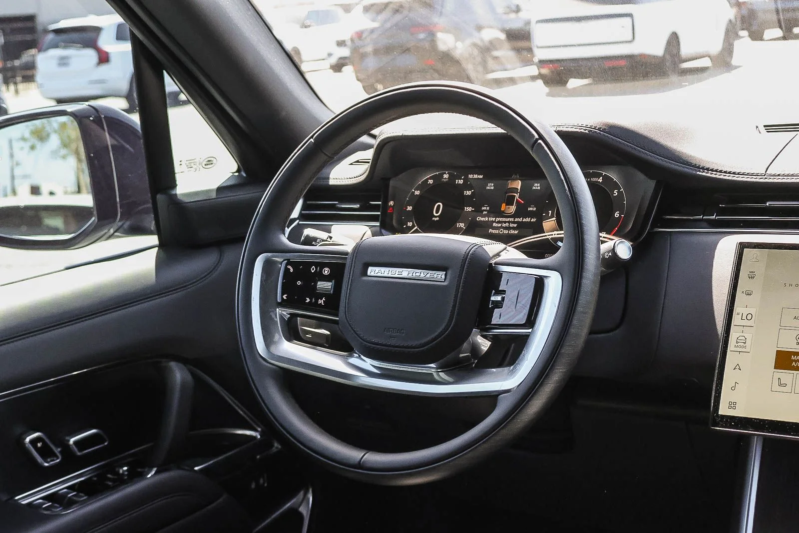 2026 Land Rover Range Rover SE - Photo 25
