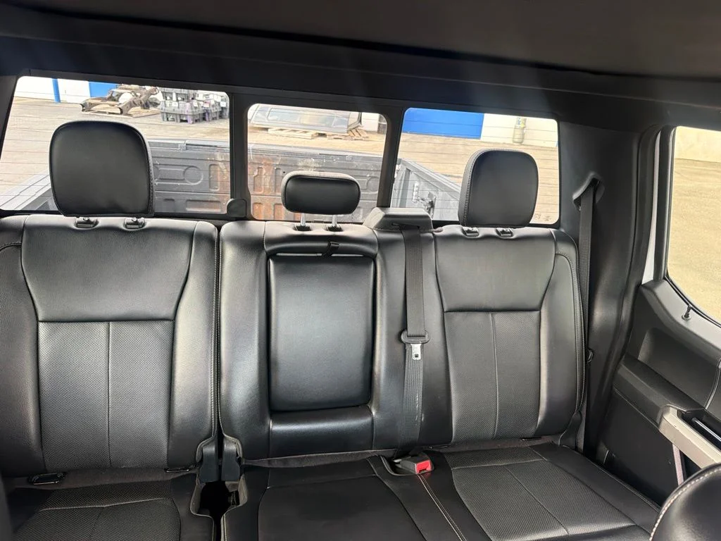 Used 2020 White Ford Lariat image 47
