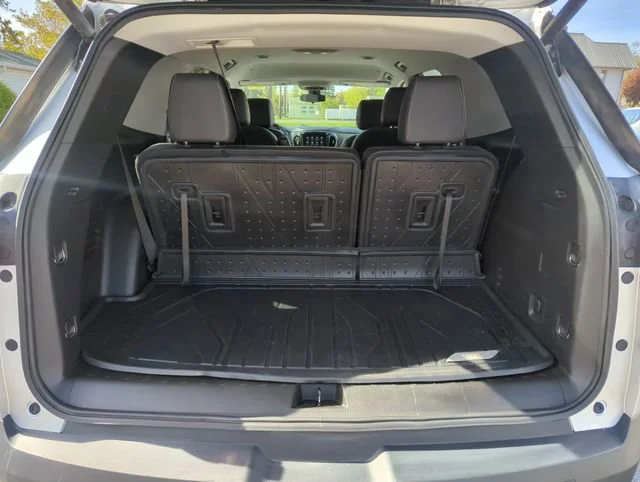 Used 2021 SILVER ICE METALLIC Chevrolet LT Leather image 15