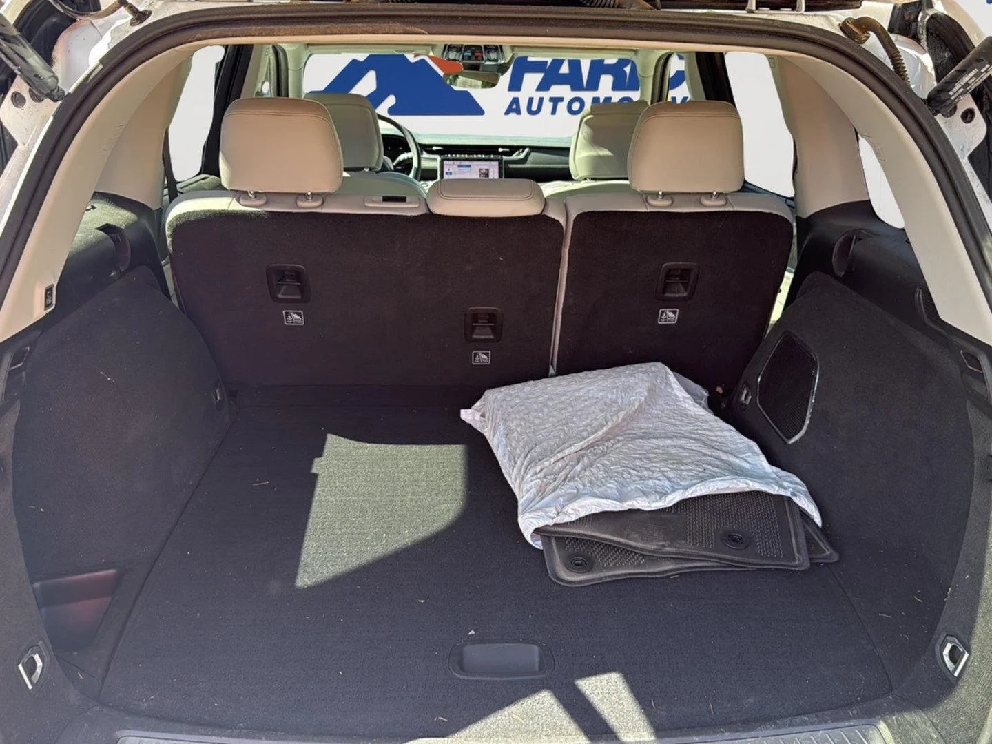 Used 2023 Bright White Clearcoat Jeep Overland image 9