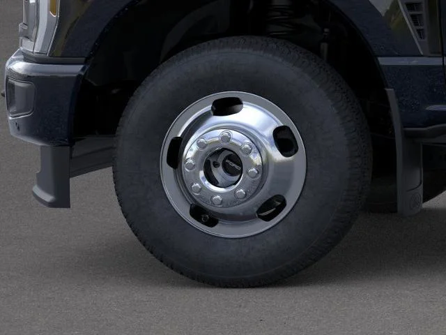 New 2026 Agate Black Metallic Ford F-350® Platinum® image 41
