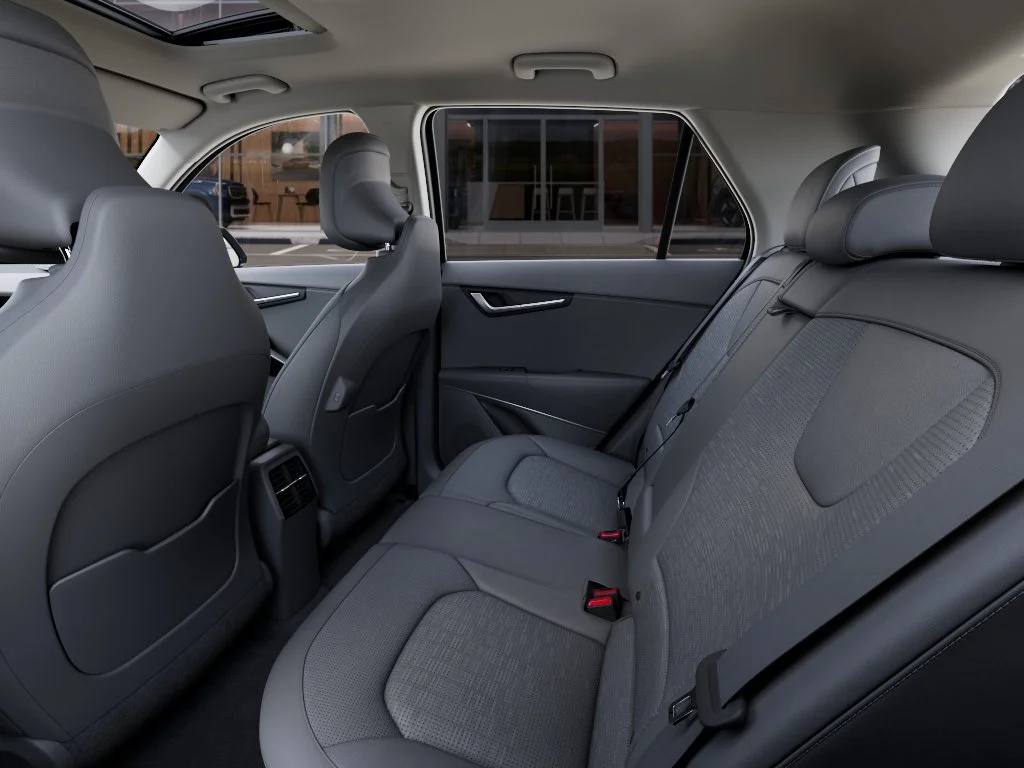 New 2026 Black Kia Wave image 18