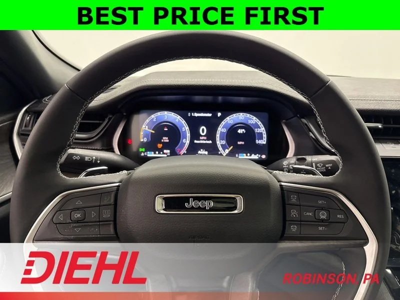 New 2026 Bright White Clear-Coat Exterior Paint Jeep Altitude image 24
