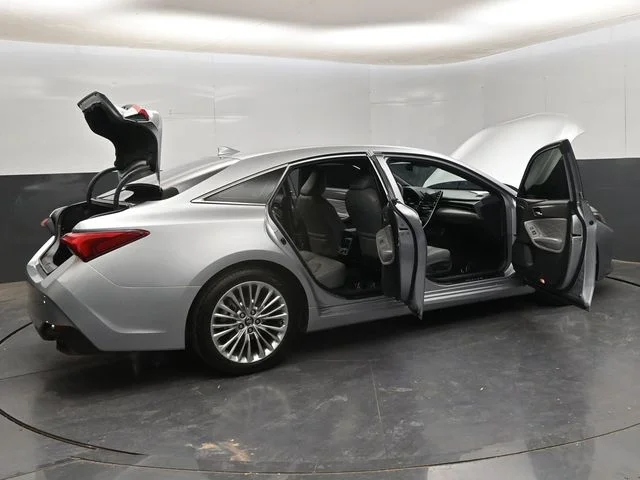 Used 2019 Silver Toyota Limited image 34