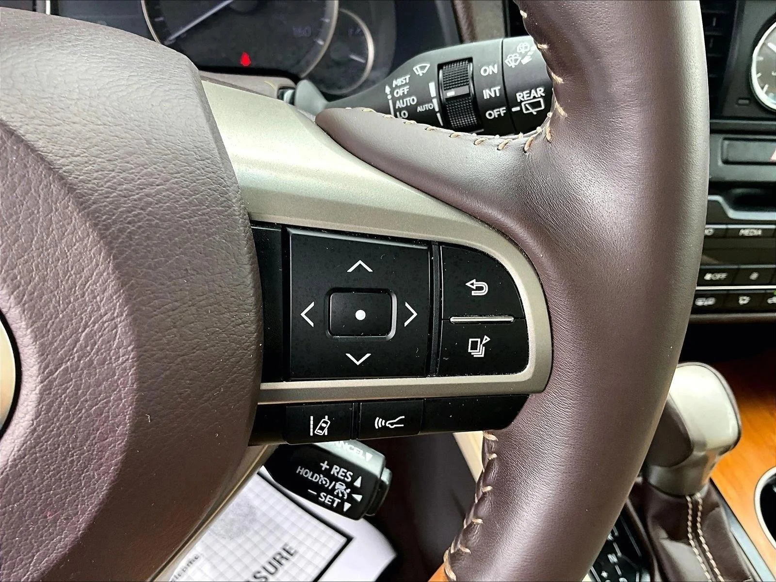 Used 2019 Eminent White Pearl Lexus RX 350 image 21