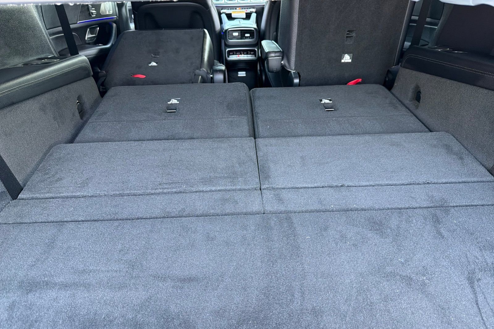 New 2026 MANUFAKTUR Alpine Grey Mercedes-Benz GLS 580 image 36