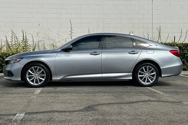 Certified Used 2022 Lunar Silver Metallic Honda LX image 40