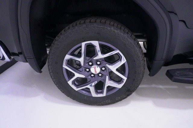 2026 GMC Sierra 1500 SLT - Photo 6