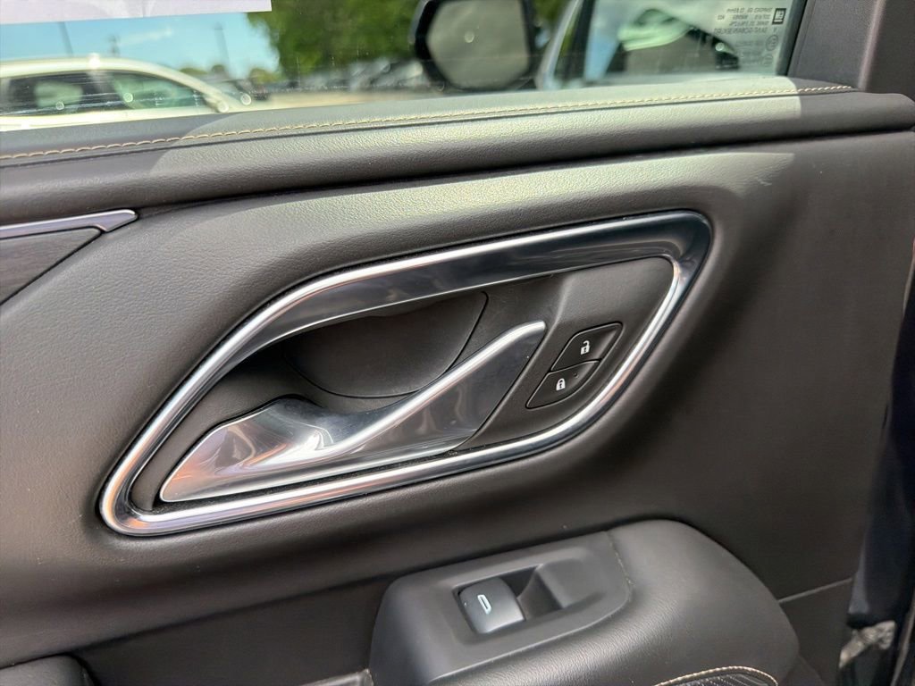 Used 2024 Titanium Rush Metallic GMC SLT image 24