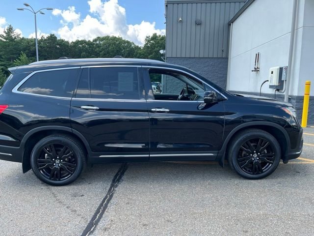 Used 2020 Black Honda Touring image 2