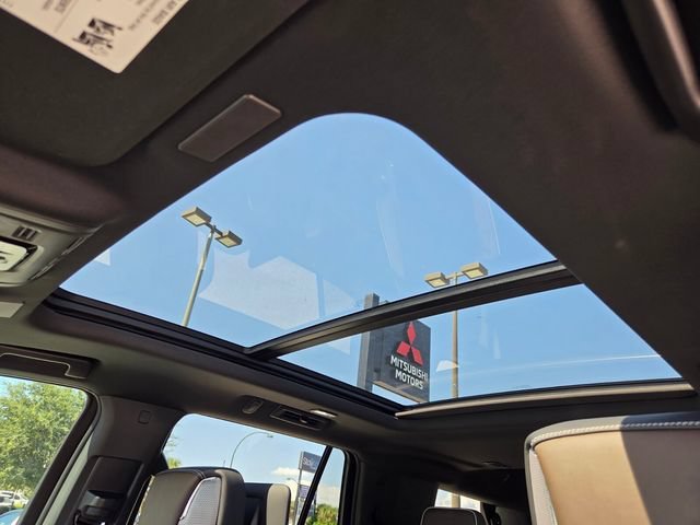 New 2026 Glacier White Tricoat GMC Denali Ultimate image 12