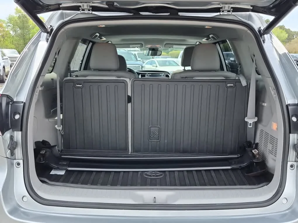 Used 2019 Celestial Silver Metallic Toyota Limited image 22