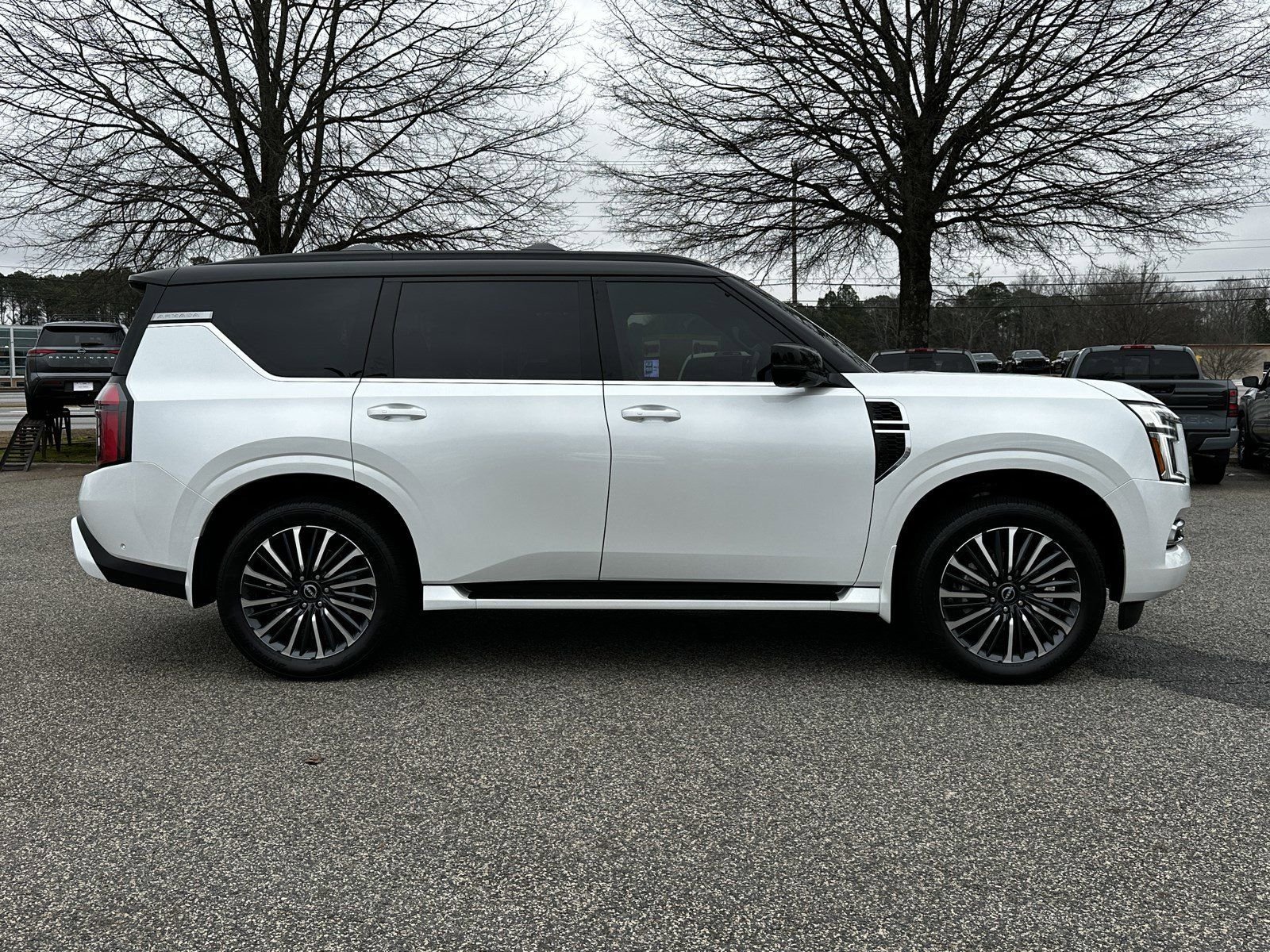 New 2026 White Nissan Platinum Reserve image 4