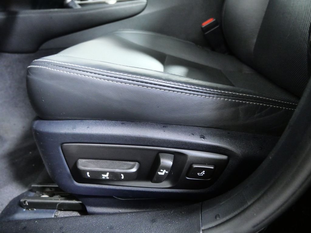 Used 2015 Black Lexus 350 image 16