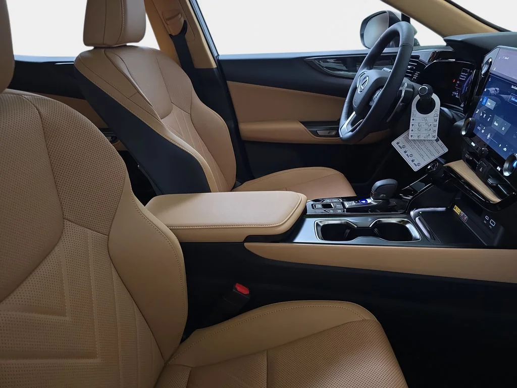 New 2026 Atomic Silver Lexus PREMIUM PLUS AWD image 9