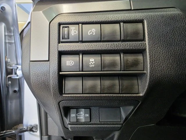 Used 2025 Silver Toyota SR5 image 18