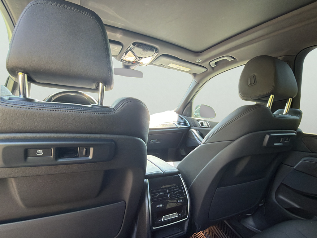 2022 BMW X5 40i - Photo 39