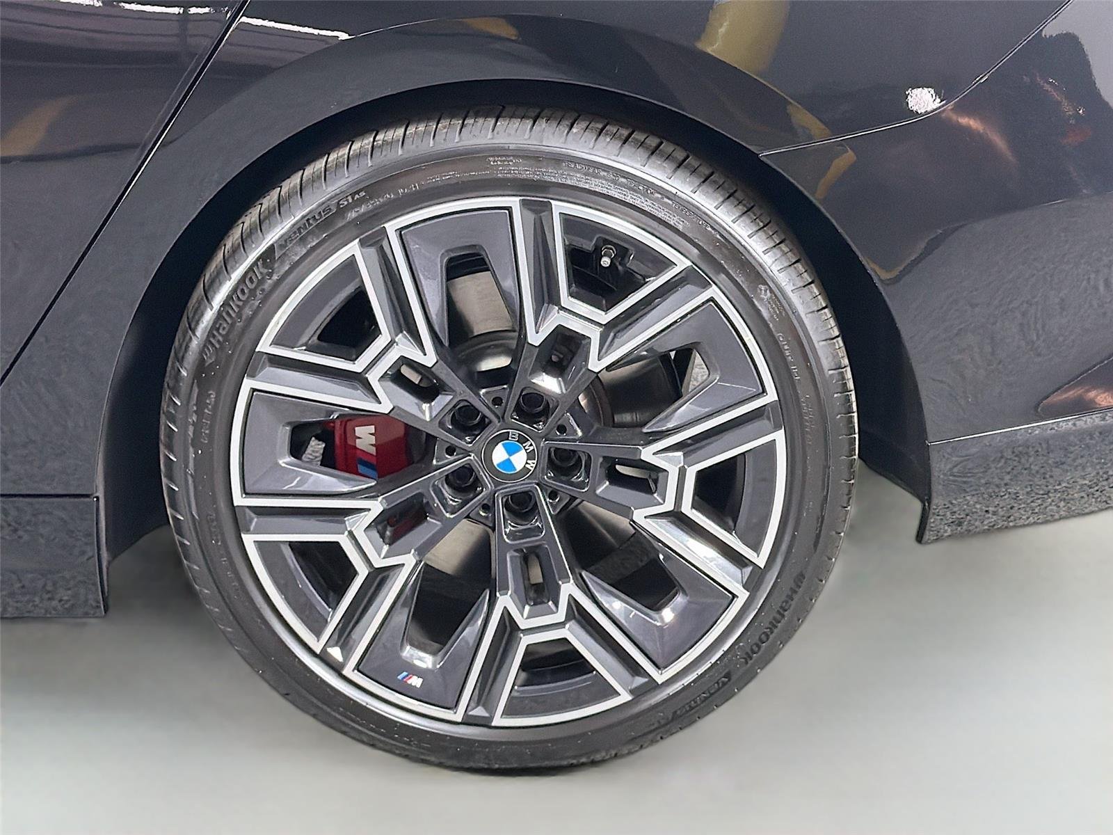 2026 BMW 5 Series 530i - Photo 32