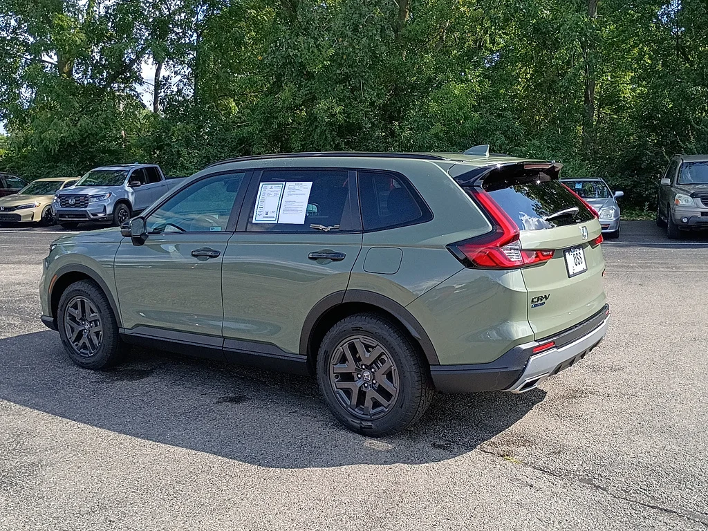 Certified Used 2026 Ash Green Metallic Honda TrailSport image 5