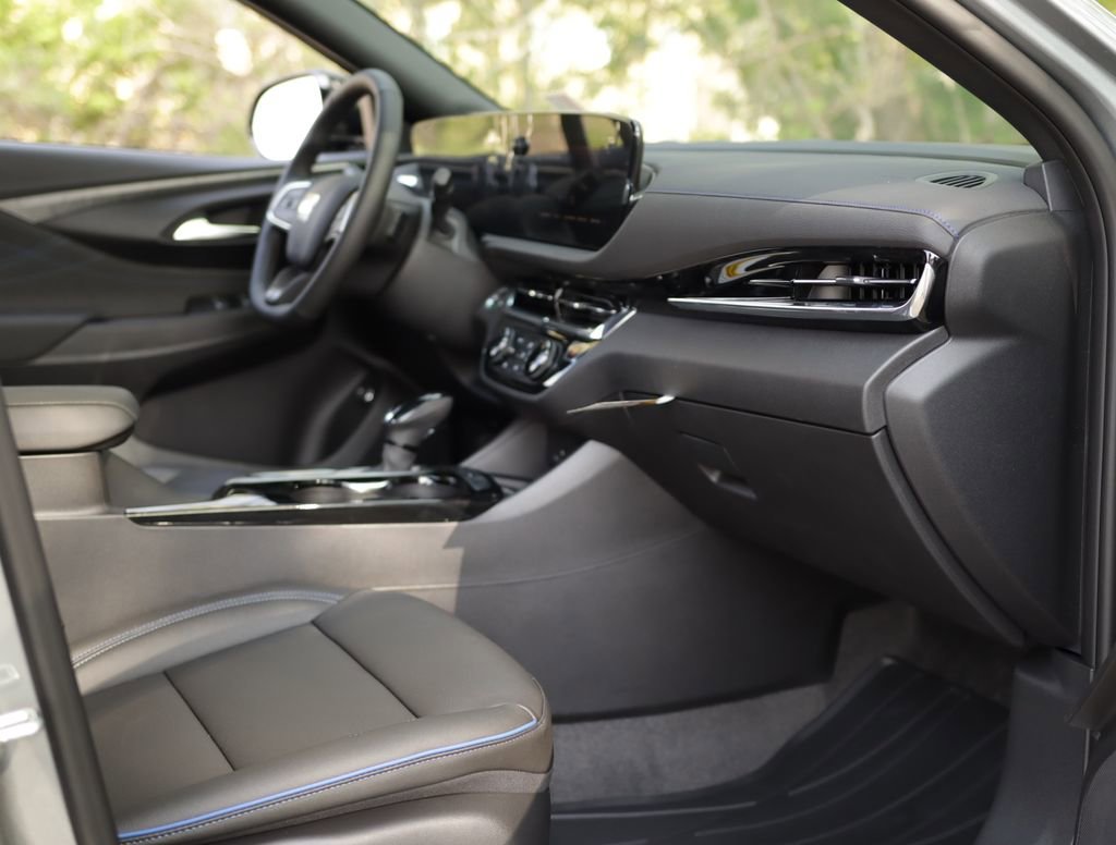 New 2026 Moonstone Gray Metallic Buick Sport Touring image 31