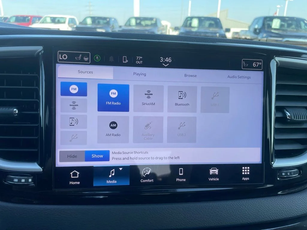 2024 Chrysler Pacifica Touring L - Photo 17