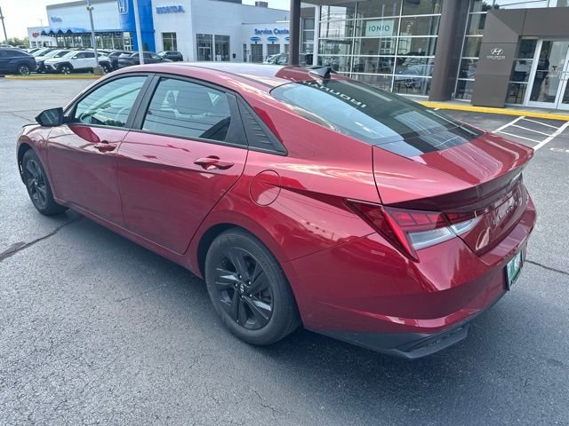 Used 2023 Red Hyundai Blue image 2