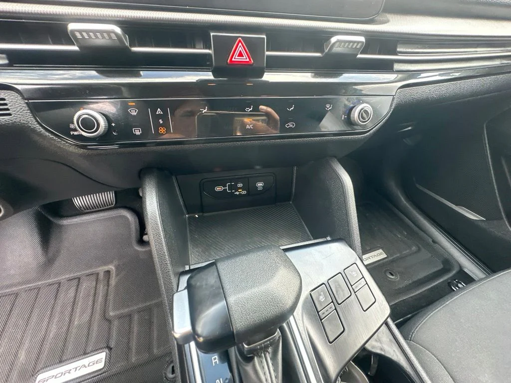 Used 2026 Black Kia LX image 16