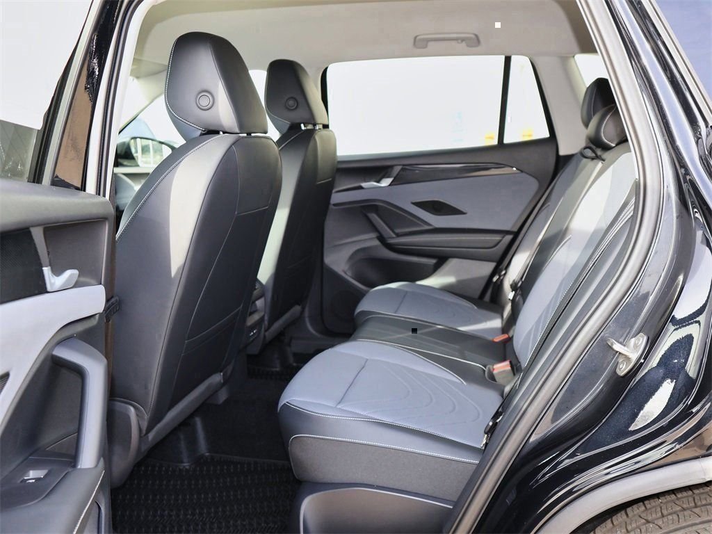 New 2026 Black Volkswagen 2.0T SE image 15