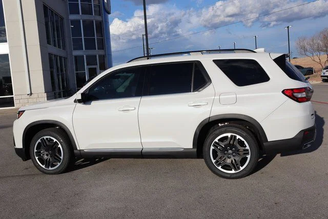 New 2026 Platinum White Pearl Honda AWD Touring Blackout image 2